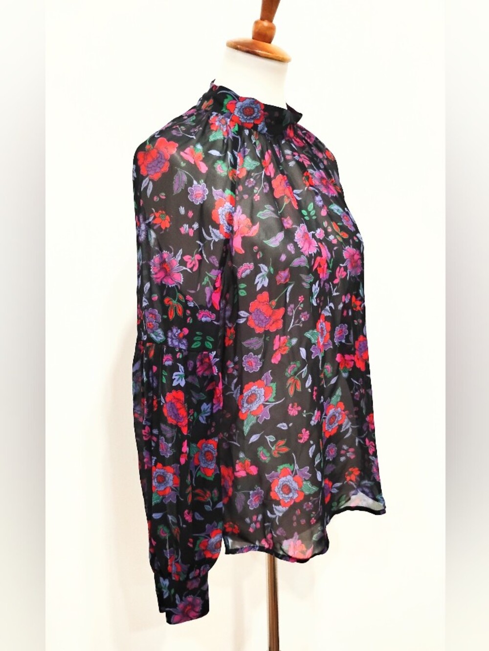 VERONICA BEARD SILK CHIFFON BLOUSE